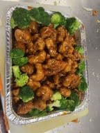 Best General Tso's Chicken Tray in Wharton, TX